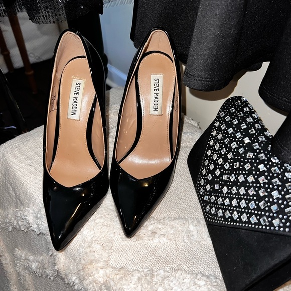 Steve Madden Black Sleek High Heels.
PayPal payments not accepted. - Picture 14 of 16